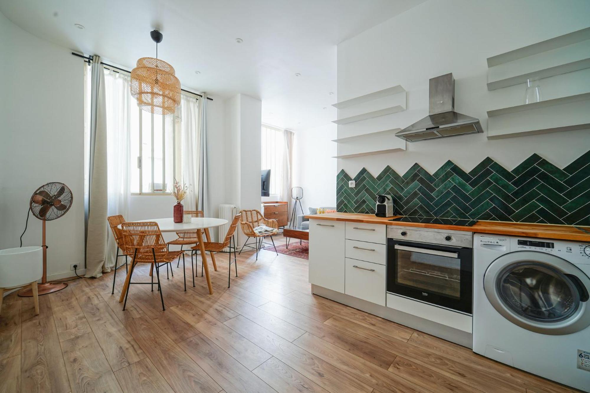 Parisuites Central Canal Saint Martin Design & Luxe & Cosy Exterior photo